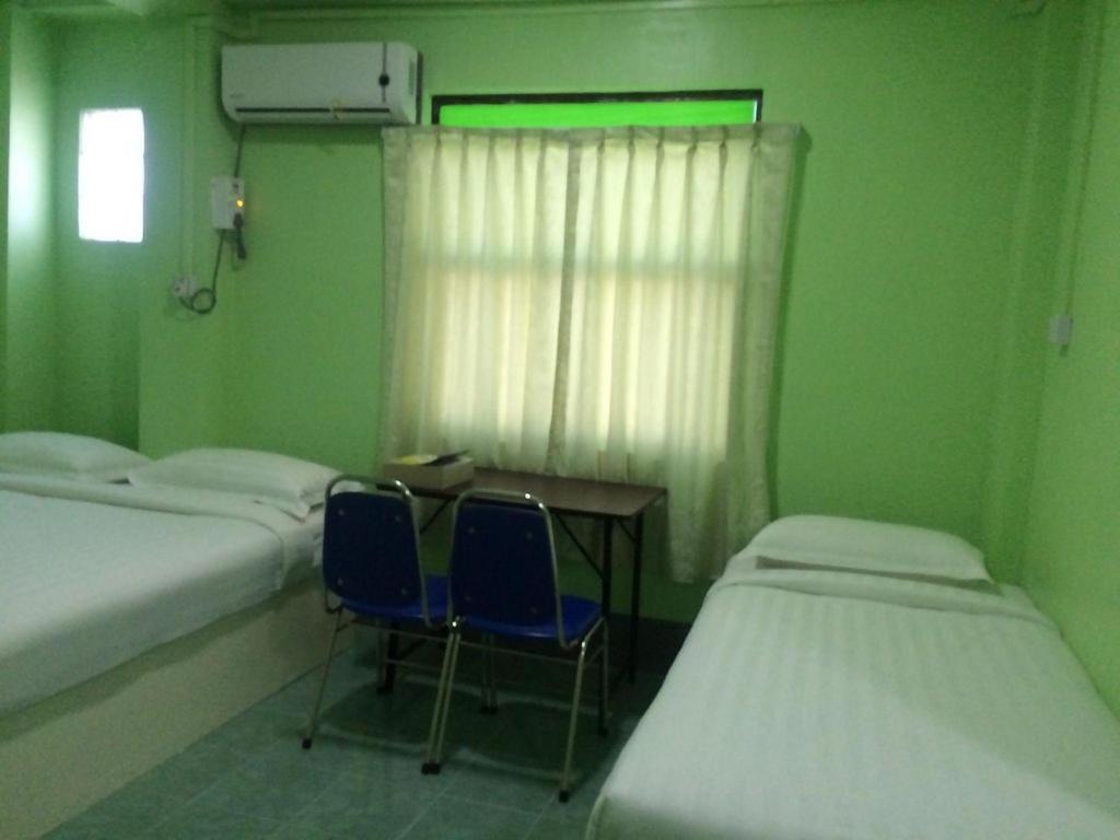 Nay Chi Lin Hotel Pathein Exteriér fotografie